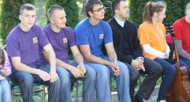 Impreza integracyjna osób niepełnosprawnych zorganizowana przez wolontariuszy