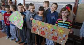 Uczniowie ze Starego Skarżyna przywitali wiosnę