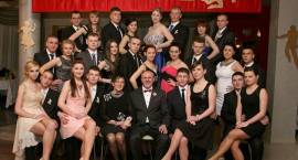 Studniówka ZS1 2014. Zdjęcia grupowe/ fot. Piotrowscy