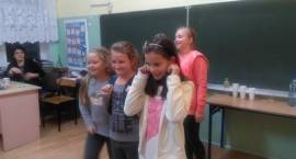Noc w bibliotece