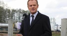Premier Donald Tusk odwiedził plac budowy Obwodnicy Zambrowa i Wiśniewa