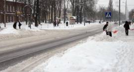 Zasypane przejścia dla pieszych na Al. Woj. Pol