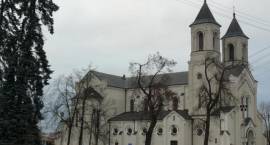 Prace remontowe w parafii pw. Trójcy Przenajświętszej w Zambrowie
