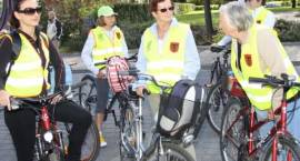 Przygotowania do wyjazdu. Okolice kościoła pw. Trójcy Św.