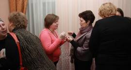 Spotkanie opłatkowe zambrowskich nauczycieli z ks. bp. Tadeuszem Bronakowskim