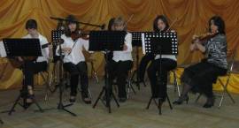 Występ zespołu wokalno-instrumentalnego Camerata /Fot. Łukasz Laskowski