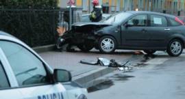 Skutki kolizji na skrzyżowaniu ul. Podedwornego i Konopnickiej w dn. 18 maja 2010 r.