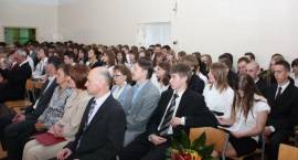 Uroczysta akademia rozdania świadectw absolwentom I Liceum Ogólnokształcącego w Zambrowie