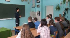 Funkcjonariusze zambrowskiej policji spotkali się z uczniami SOSW w Długoborzu