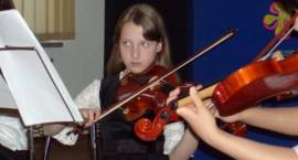 Wernisaż wystawy przedszkolaków Mam Zaczarowany Ołówek i koncert zespołu Camerata /Fot....