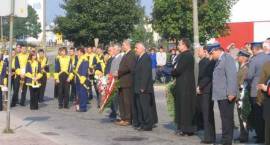 27 IX uroczystości poświęcenia pomnika 71. Pułku Piechoty /Fot. E.B.
