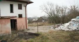 Prace związane z wyburzaniem domów i zabudowań oraz wycinka drzew