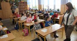 Studenci z AIESEC w SP4 w Zambrowie