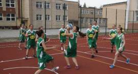 Otwarcie trzeciego w Zambrowie kompleksu boisk sportowych Orlik 2012. Inwestycja...