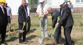 Pierwsze łopaty wbite. Rozbudowa szpitala rozpoczęta