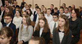Uczniowie „Piątki” uczcili patrona szkoły