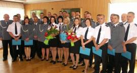 Funkcjonariusze KPP Zambrów, którzy otrzymali awanse /Fot. Grzegorz Zawistowski