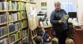 Wiesław Drabik autor ponad 100 książek dla dzieci	 gościł w Bibliotece Gminnej w...