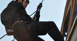 Młodzież uczestniczyła w Czerwonym Borze w obozie militarno-obronnym