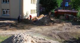 Drenaż terenu przy budynku MP1 w Zambrowie