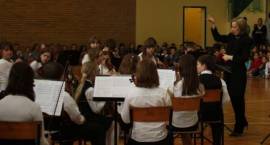 Koncert orkiestry smyczkowej i chóru z Białegostoku w SP4