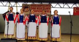 Sukces zambrowskich grup folklorystycznych w Nowogrodzie