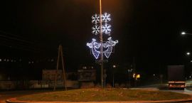 Tak prezentuje się świąteczna iluminacja w Zambrowie
