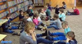 Szare, bure i pstrokate… czyli koci świat w bibliotece