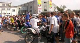 Grupa Petera Kuchty pokaz freestyle na motorach motocross /Fot. Grzegorz Zawistowski