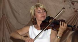 Zofia Marszałek zapewniła niecodzienną oprawę muzyczną /Fot. Grzegorz Zawistowski
