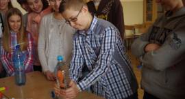 Szóstoklasiści w gościnnych murach MG1