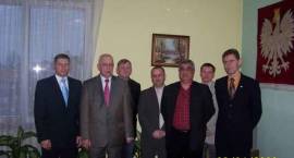 od lewej-Kszysztof Śliwowski, Jarosław Dworzański, Namr Rashid, Maciej Żywno, z tyłu od...