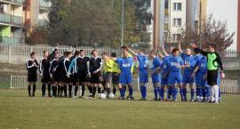 III liga podlasko-warmińsko-mazurska. 14. kolejka. Olimpia Zambrów vs. Dąb Dąbrowa...
