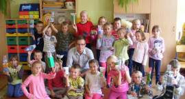 Uczniowie SP w Starym Zakrzewie realizują proram ekologiczny