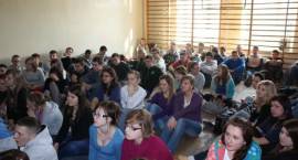 Spotkanie studentów Uniwersytetu w Białymstoku z zambrowskimi maturzystami