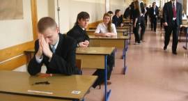 Egzamin z języków obcych zakończył trwające trzy dni egzaminy gimnazjalne