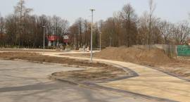 Zagospodarowują teren nowego parku