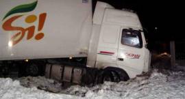 Akcja ratunkowa po zderzeniu czołowym dwóch TIRów na drodze krajowej nr 8 na odcinku...