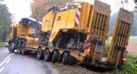 Skutki wypadku do jakiego doszło o godz. 7.00 w dn. 7.09.2009 na drodze z Broku do...