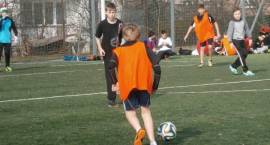 Turniej w piłkę nożną przy SP4 w Zambrowie