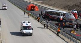 2012 IV 26 - ćwiczenia straż, pogotowia i policji na terenie budowy obwodnicy Zambrowa...
