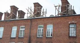 Cieknący problem mieszkańców bloku Grunwaldzka 6