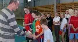 Mistrzostwa Gminy Zambrów w Drużynowym Tenisie Stołowym - 27.10.2007 r./Fot, KM