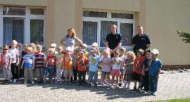 Spotkanie policjantów i strażaków z przedszkolakami w Miejskim Przedszkolu nr 1 w...