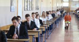 Gimnazjaliści po I części egzaminu