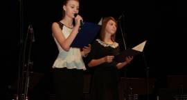 Wspólne kolędowanie w Miejskim Ośrodku Kultury w Zambrowie podczas Wieczoru Kolęd