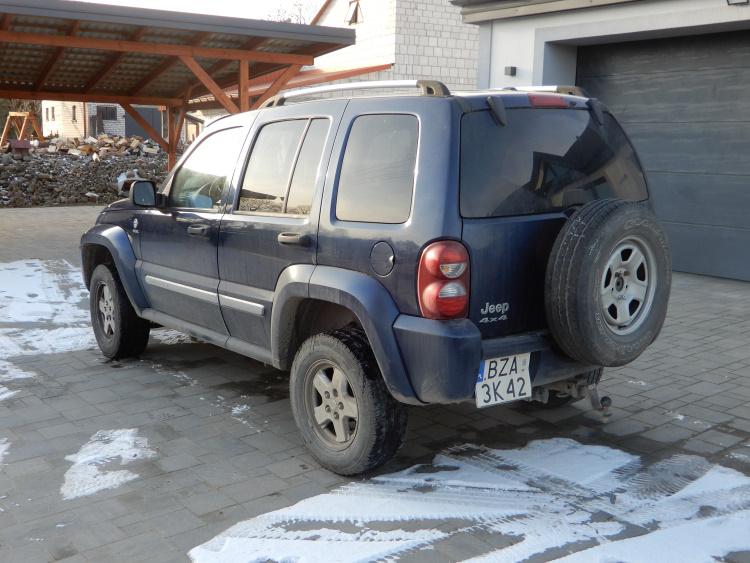 Sprzedam Jeep Liberty. Samochód w pełni...