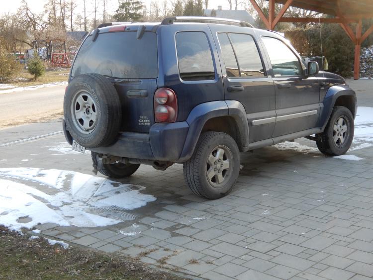 Sprzedam Jeep Liberty. Samochód w pełni...
