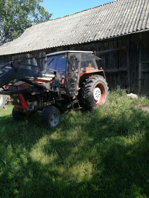 Sprzedam traktor zetor 8011 bez tura...
