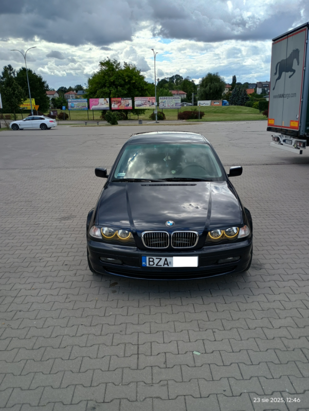 BMW E46 2.0 320i R6 150km,w stanie bardzo...